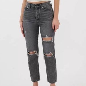 Urban BDG slim straight ripped black jeans🖤